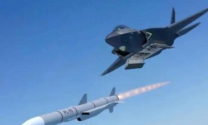 日本敢击落中国无人机？央视曝光歼-15驱敌，几小时瘫痪日本防线！