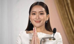 洪森公开决裂了，公开泰国重大绝密，佩通坦若不下台，仗就不停打