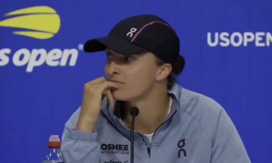 原创 
            斯瓦泰克透露输球原因让人惊讶，赛后和记者起冲突引发互怼事件