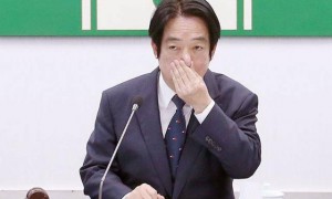 台当局剑指王毅：锁定7000次也没用，解放军没废话，数百舰艇教做人