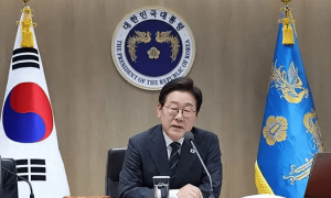 思考13天后，李在明决定不出席中国阅兵？韩国还是要看特朗普的脸色