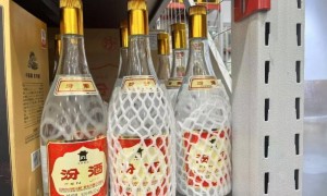 “禁酒令”下的昔日高端“平替酒”们：持续破价，腹背受敌